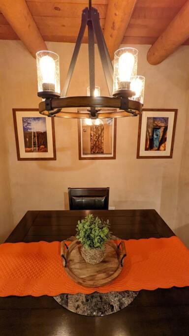 Enchanted Casita With Private Outdoor Hot Tub And Patio, Near Santa Fe Plaza, Sleeps 4 With Free Parking Eksteriør bilde