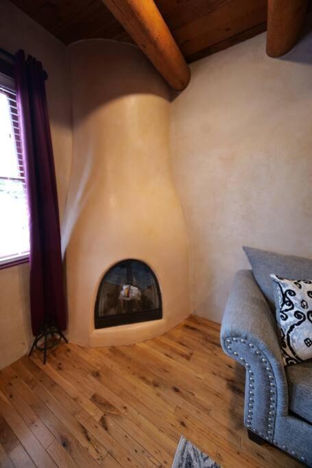 Enchanted Casita With Private Outdoor Hot Tub And Patio, Near Santa Fe Plaza, Sleeps 4 With Free Parking Eksteriør bilde